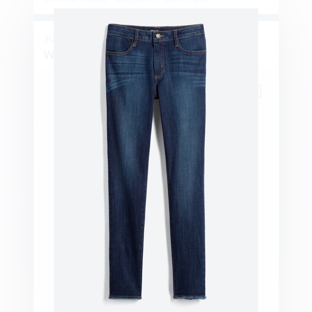 Frayed hem skinny jeans